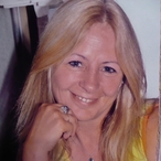 Stefani - Transsexuelle à Tenneville Profil de Stefani, 45 ans, Transsexuelle à Tenneville (Luxembourg)